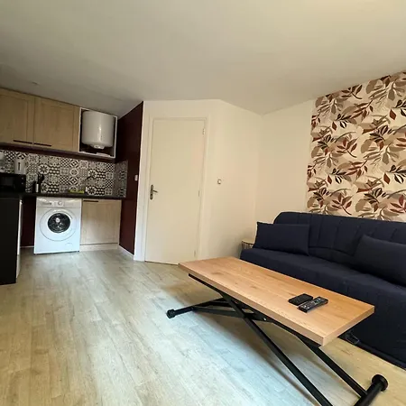 Charming Close To The Chateau De * カーン