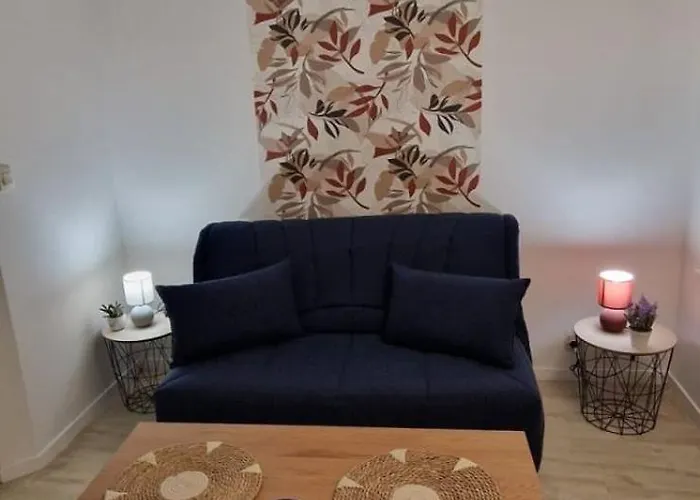 Charming Close To The Chateau De アパート