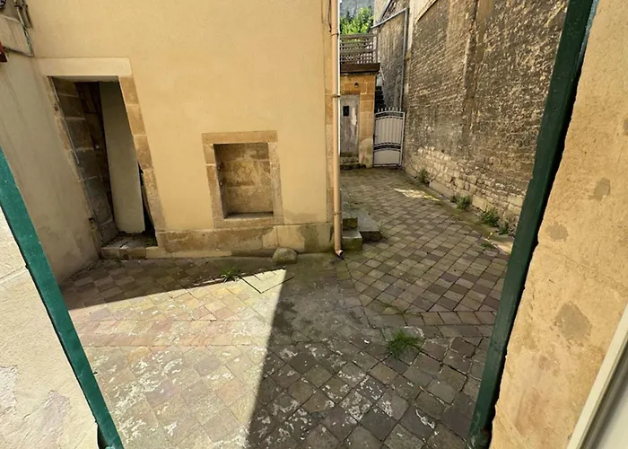 Apartment Charming Close To The Chateau De